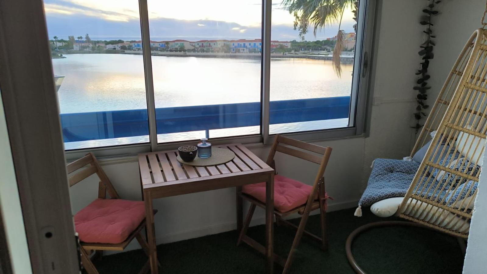 Le Petit Barcares Apartment Le Barcares Bagian luar foto